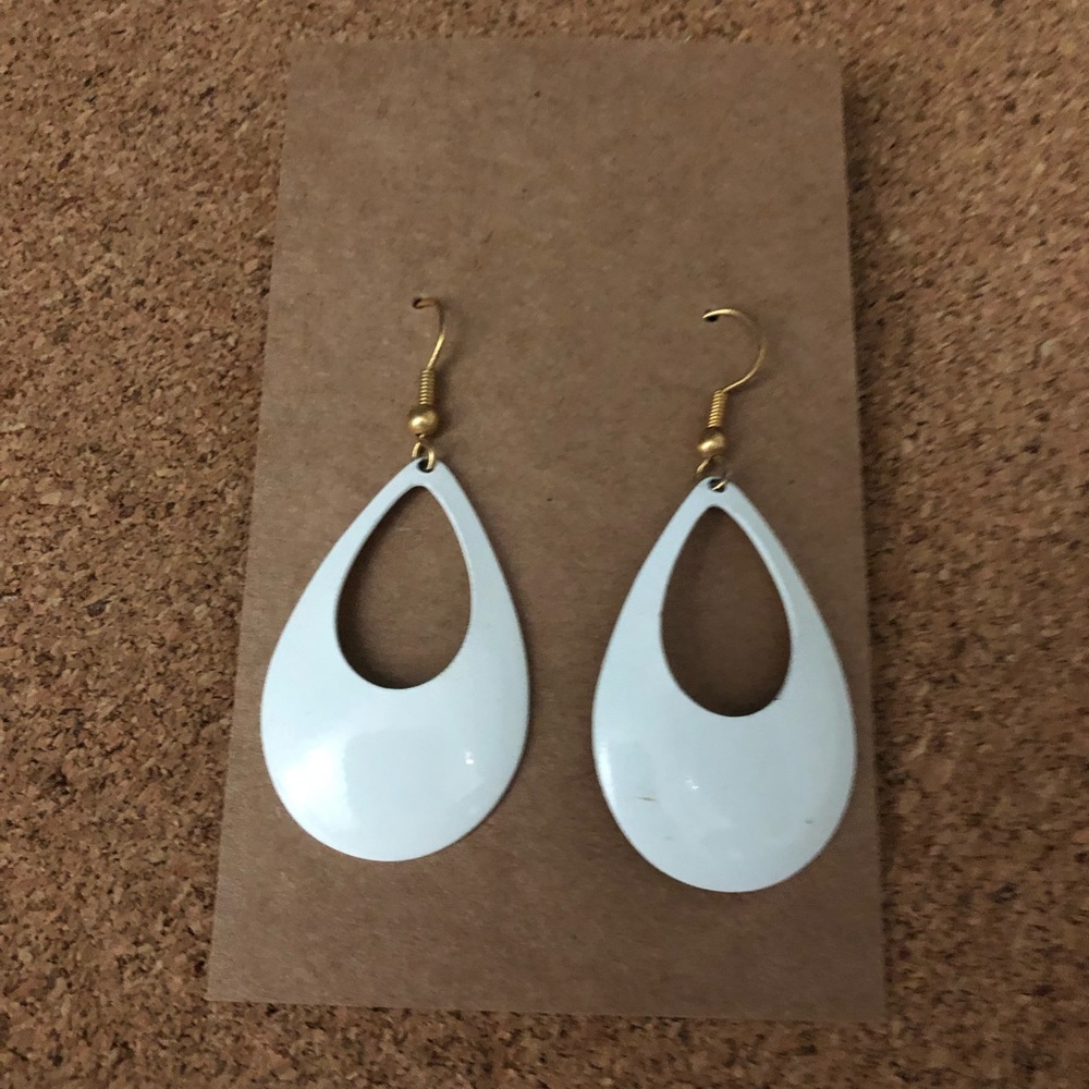 Earrings lot